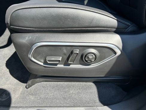New 2026 Jeep Grand Wagoneer L Limited AWD/4WD image 20
