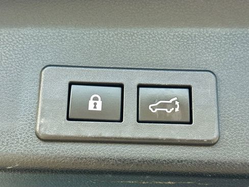 Used 2020 Subaru Ascent Limited w/ Technology Package image 34