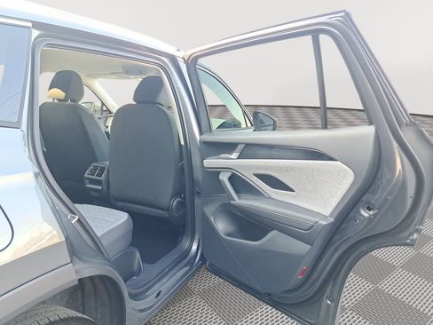 New 2025 Volkswagen Tiguan S image 18