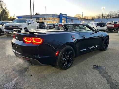 Used 2022 Chevrolet Camaro LT image 7