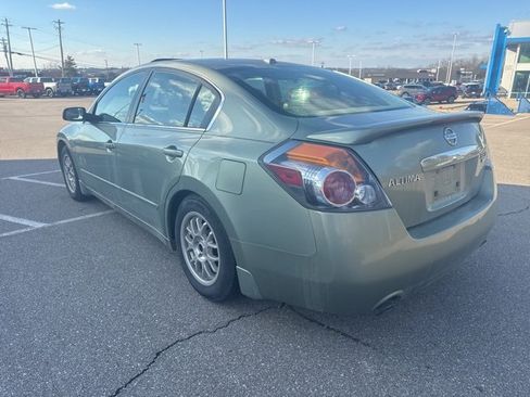 Used 2008 Nissan Altima 3.5 SL w/ Technology Pkg image 4
