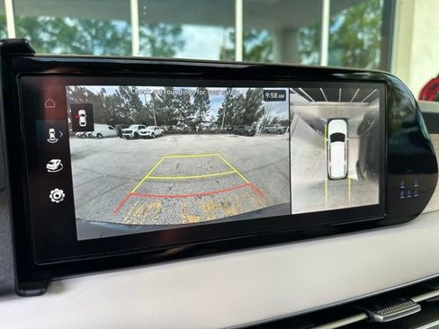 Used 2024 Hyundai Palisade Limited AWD/4WD image 21