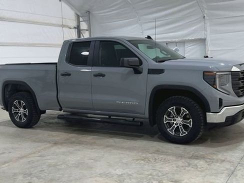 Used 2025 GMC Sierra 1500 Pro w/ Pro Value Package AWD/4WD image 6