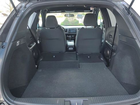 Used 2021 Honda HR-V Sport image 19