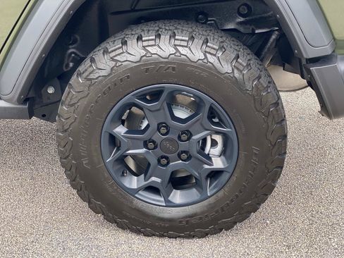 Used 2023 Jeep Wrangler Unlimited w/ 8.4" Radio Group AWD/4WD image 14