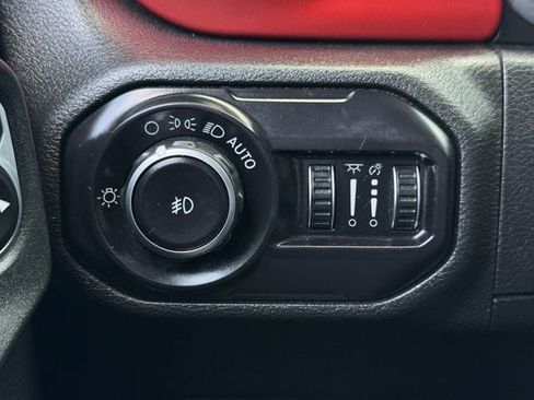 Used 2018 Jeep Wrangler Unlimited Rubicon AWD/4WD image 21