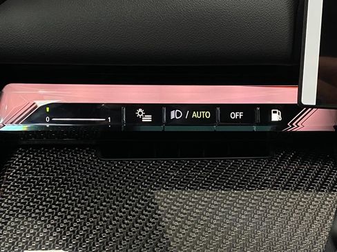 New 2026 BMW 550e xDrive image 14