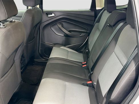 Used 2017 Ford Escape SE w/ SE Cold Weather Package image 5