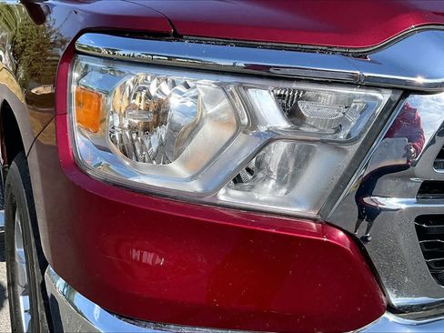 Used 2024 RAM 1500 Big Horn AWD/4WD image 31
