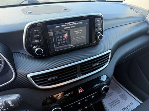 Used 2019 Hyundai Tucson SE image 28