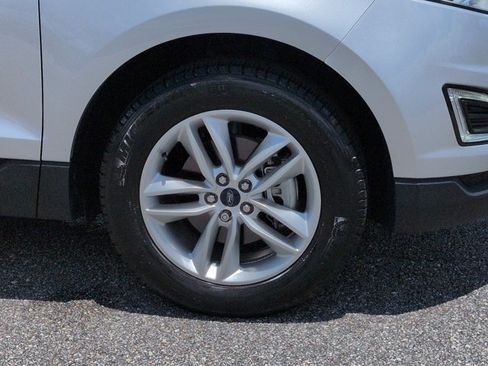 Used 2016 Ford Edge SEL FWD image 12
