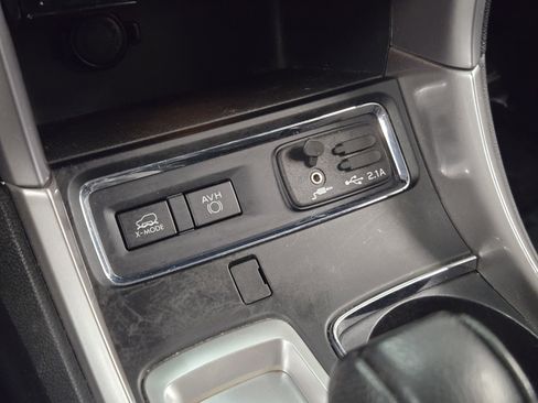 Used 2020 Subaru Ascent Premium w/ Convenience Package image 21