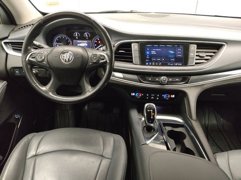 Used 2020 Buick Enclave Essence w/ Sport Touring Edition image 22