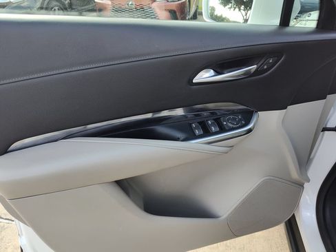 Used 2020 Cadillac XT4 Luxury FWD image 19
