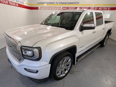 Used 2017 GMC Sierra 1500 Denali w/ Denali Ultimate Package image 3
