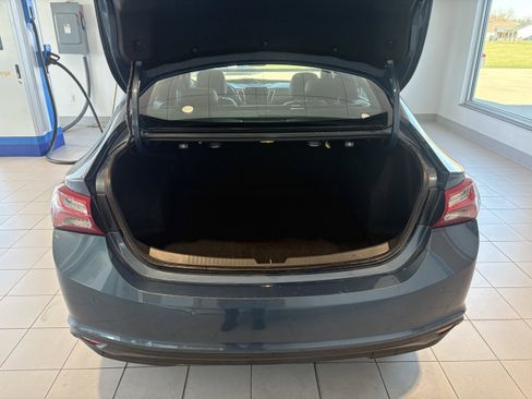 Used 2024 Chevrolet Malibu LT image 5