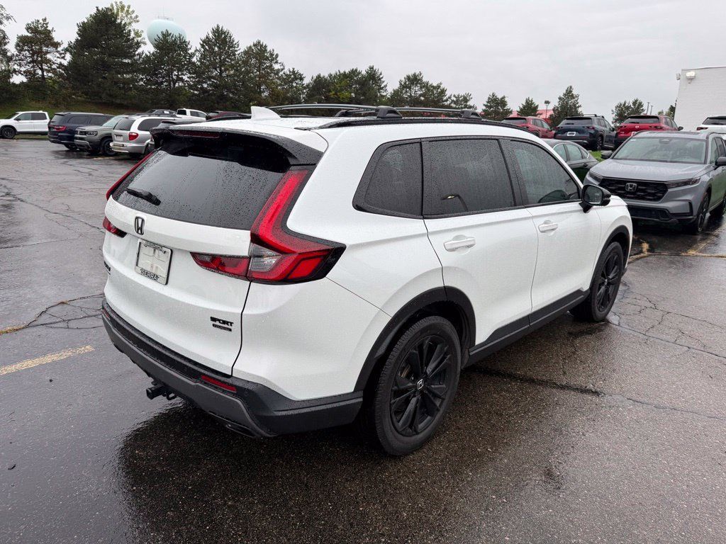 Used 2023 Honda CR-V Sport Touring image 3