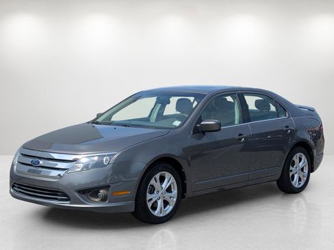 Used 2012 Ford Fusion SE image 1