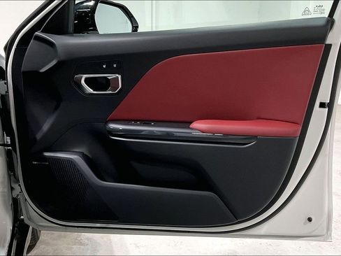 New 2025 Kia K4 GT-Line w/ GT-Line Premium Package FWD image 11