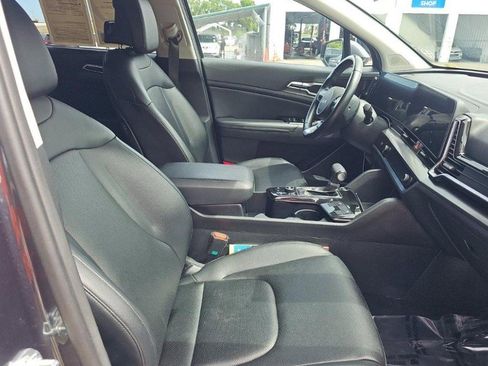 Used 2023 Kia Sportage EX FWD image 13