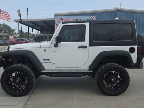 Used 2016 Jeep Wrangler Sport w/ Quick Order Package 24S AWD/4WD image 10
