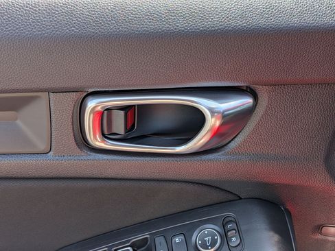 Used 2025 Honda Civic Sport image 12