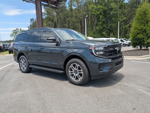 New 2026 Ford Expedition Active RWD image 12
