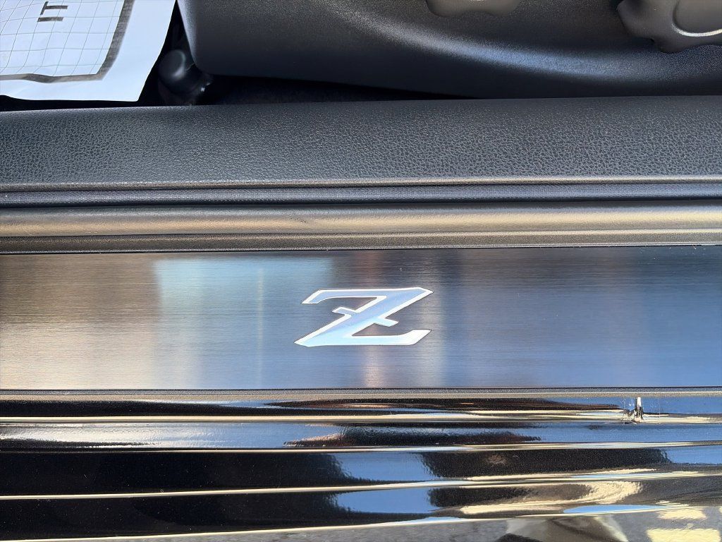 Used 2024 Nissan Z NISMO w/ Floor Mat Package RWD image 23