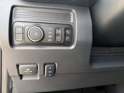 Used 2026 Ford F350 Platinum AWD/4WD image 25