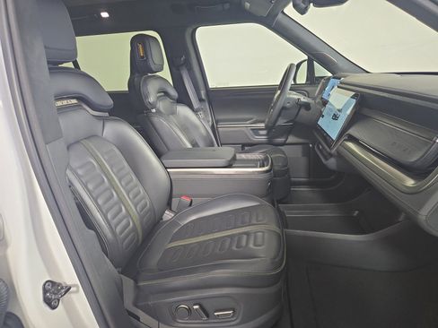 Used 2025 Rivian R1S Adventure image 24