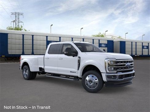 New 2026 Ford F450 XLT w/ XLT Premium Package image 7