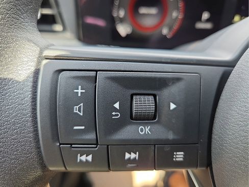 New 2026 Nissan Kicks SV w/ SV Premium Package AWD/4WD image 19