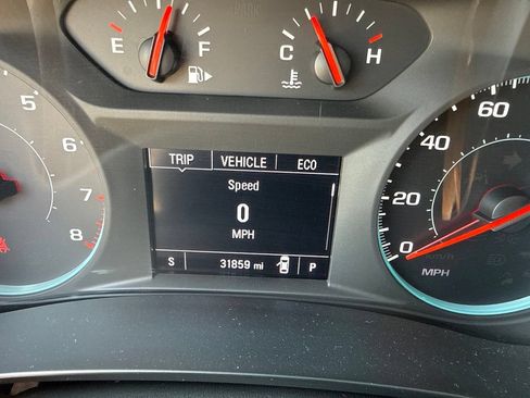 Used 2024 Chevrolet Malibu RS FWD image 22