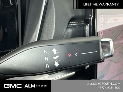 New 2026 GMC Terrain Elevation w/ Elevation Premium Package image 33