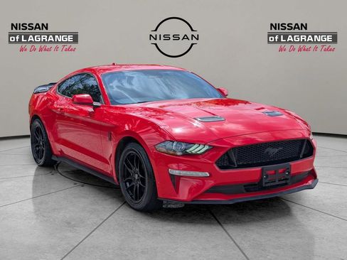 Used 2023 Ford Mustang Premium RWD image 3