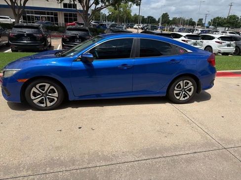 Used 2018 Honda Civic LX image 2