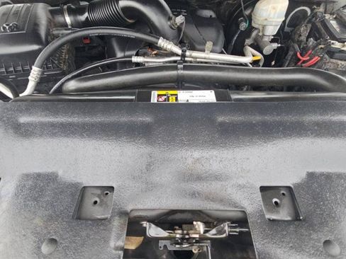 Used 2019 RAM 1500 Tradesman AWD/4WD image 17