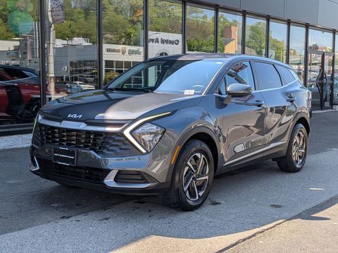 Certified 2023 Kia Sportage LX AWD/4WD image 1