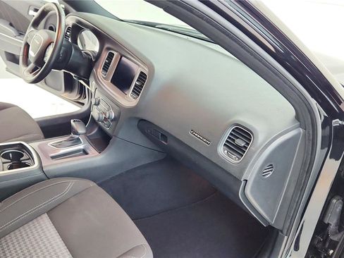 Used 2023 Dodge Charger SXT image 31