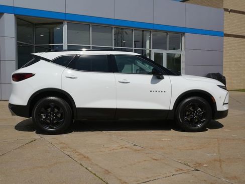 Used 2024 Chevrolet Blazer LT w/ Convenience Package AWD/4WD image 8