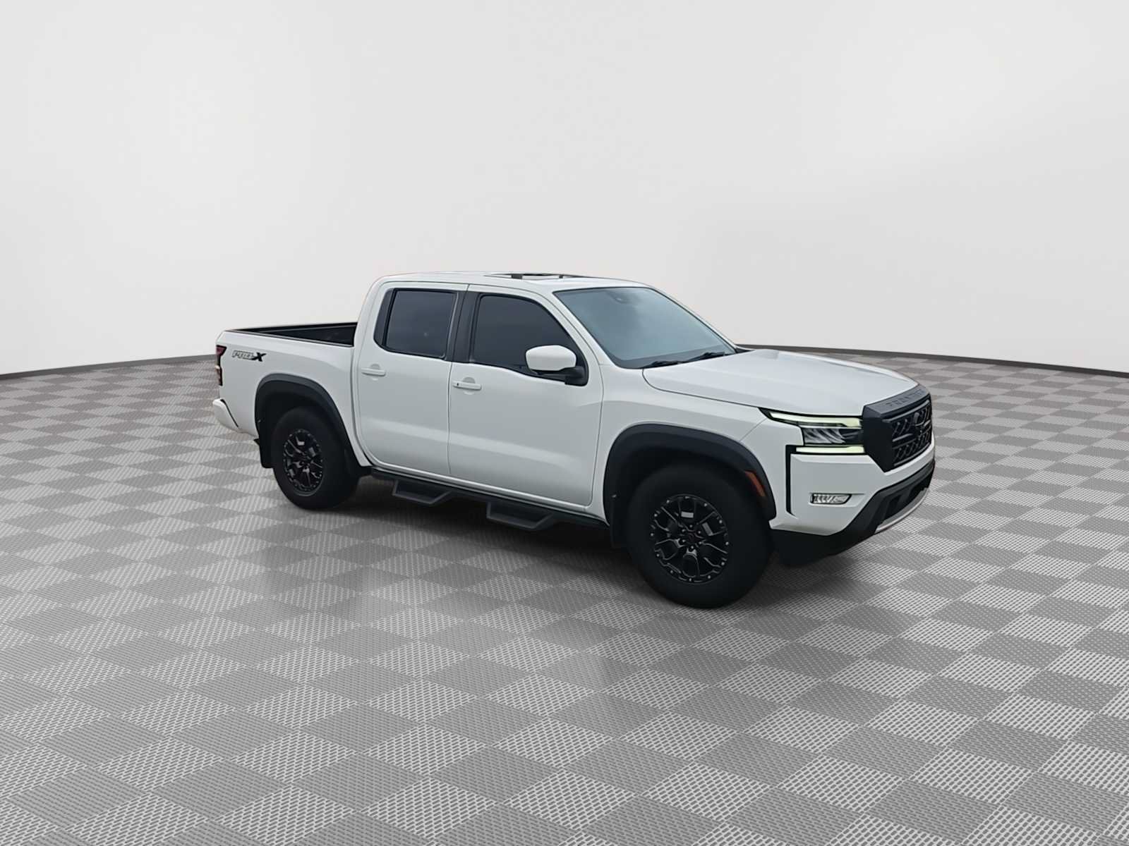 Used 2024 Nissan Frontier Pro-X w/ Pro Premium Package RWD image 2