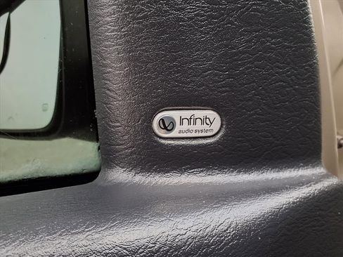 Used 2003 Dodge Ram 2500 Truck SLT image 24