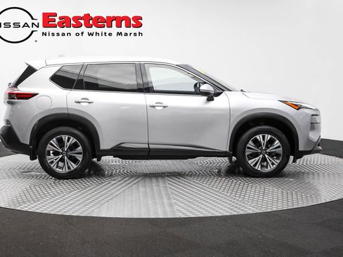 Used 2021 Nissan Rogue SV image 7