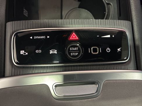 Used 2023 Mercedes-Benz EQS 580 4MATIC SUV image 15