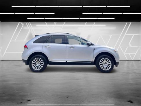 Used 2017 Lincoln MKC Reserve w/ Lincoln MKC Climate Package FWD image 7