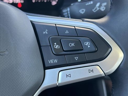 Certified 2024 Volkswagen Jetta SE w/ Panoramic Sunroof Package image 10