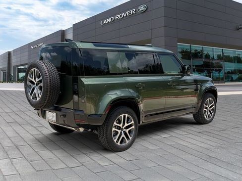 New 2026 Land Rover Defender 110 X-Dynamic SE AWD/4WD image 5