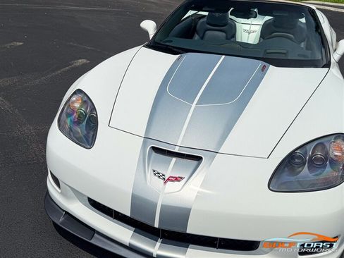 Used 2013 Chevrolet Corvette 427 w/ 1SC Preferred Equipment Group RWD image 4