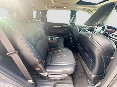 Certified 2023 INFINITI QX60 Luxe w/ Cargo Package AWD/4WD image 30