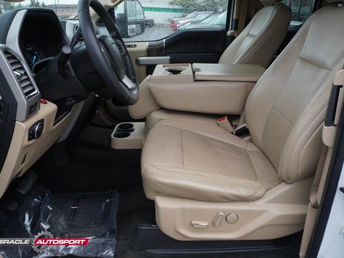 Used 2017 Ford F350 Lariat w/ Tow Technology Bundle image 17